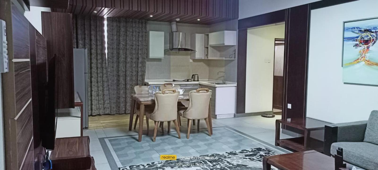 Niyaf Hotel Appartments 카미스무샤야트 외부 사진