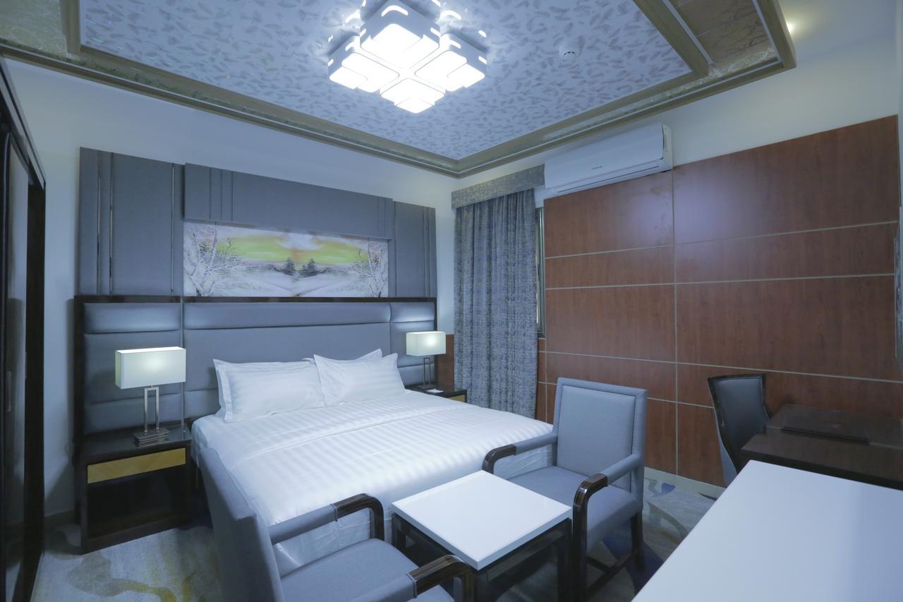 Niyaf Hotel Appartments 카미스무샤야트 외부 사진